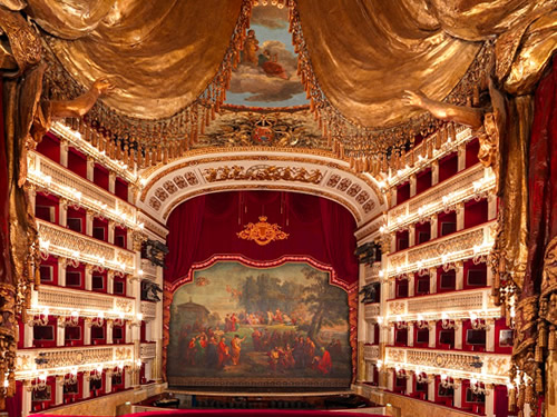 teatro san carlo foto